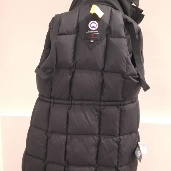 AUTHENTIC CANADA GOOSE WINTER JACKET - Picture 9 of 14